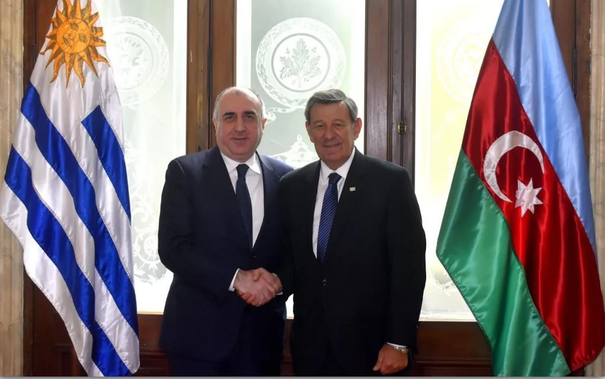 Elmar Məmmədyarov uruqvaylı həmkarı ilə görüşüb