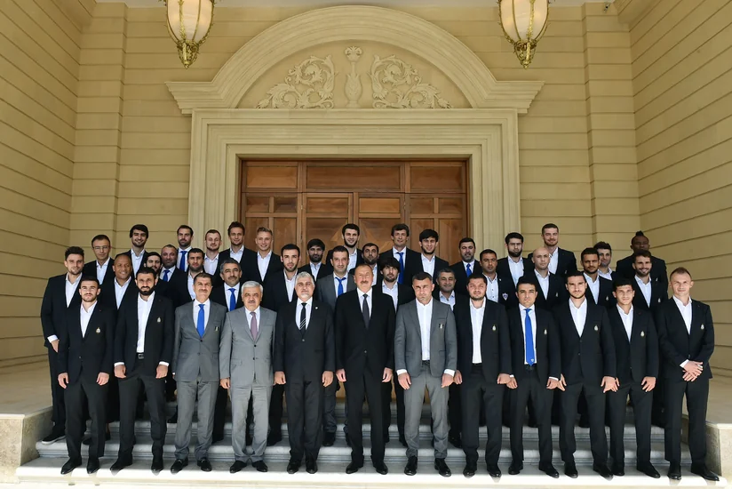 Prezident İlham Əliyev “Qarabağ” klubunun heyətini qəbul edib - ƏLAVƏ OLUNUB