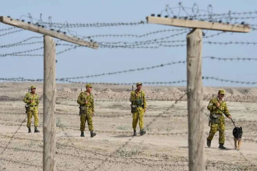 Представители Кыргызстана и Таджикистана встретились на границе