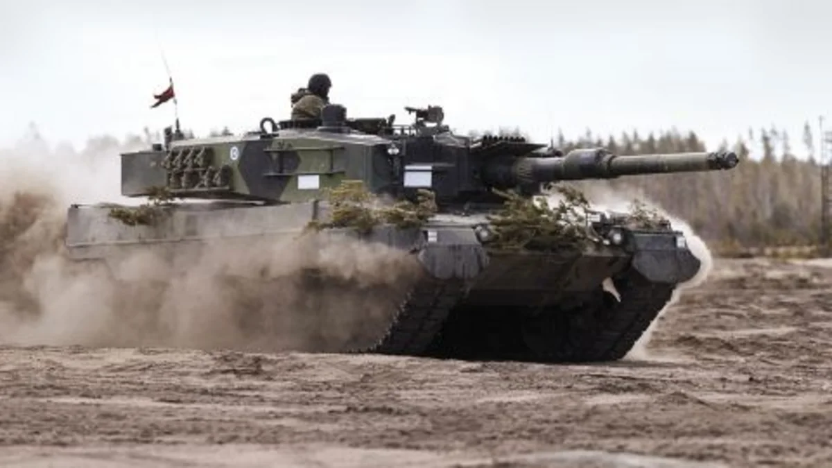 Sweden to give Ukraine 10 Leopard 2 tanks