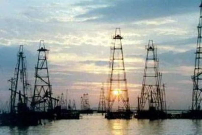 “Ələt-dəniz” yatağında əsaslı təmirdən keçən quyu istismara verilib