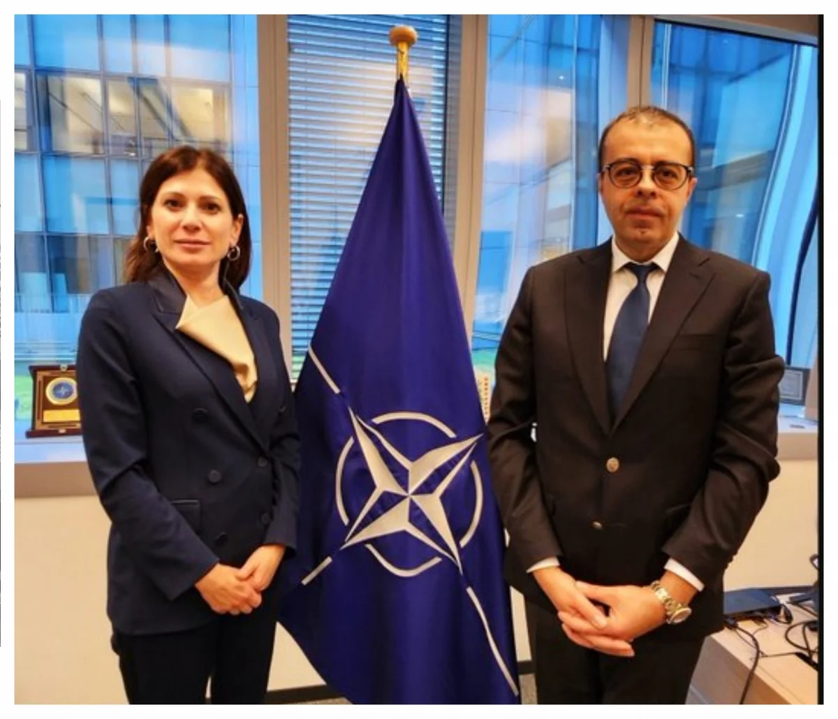 Azərbaycan səfiri NATO Baş katibinin xüsusi nümayəndəsi ilə görüşüb