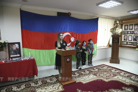 Yaralı halda döyüşü davam etdirmiş şəhidin büstünün açılışı olub