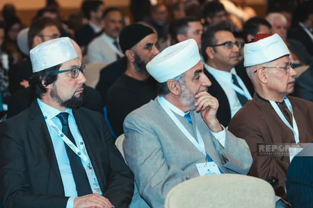 Bakıda islamofobiya ilə mübarizəyə həsr olunan beynəlxalq konfransın ilk günü başa çatıb - YENİLƏNİB
