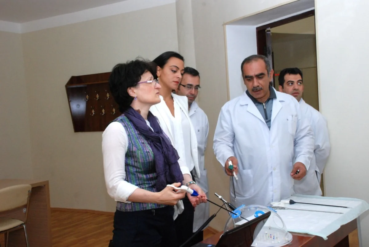 Fransanın Opere Singulari şirkəti Azərbaycanda klinika açmaq istəyir