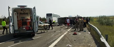 Türkiyədə avtobus aşıb, 5 nəfər ölüb, 14 nəfər yaralanıb