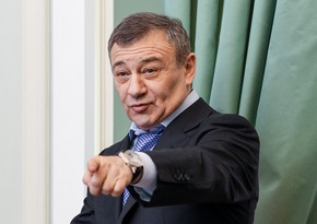 Məşhur biznesmen özünü “Putinin sarayı”nın sahibi olduğunu bəyan edib