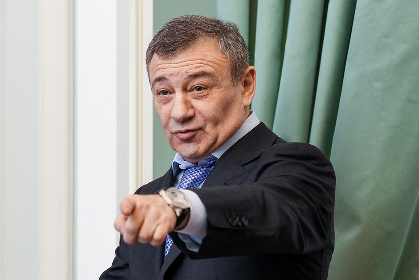 Məşhur biznesmen özünü “Putinin sarayı”nın sahibi olduğunu bəyan edib