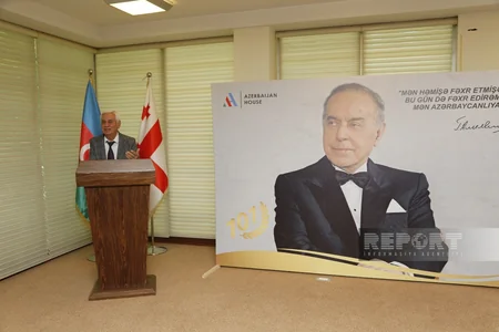 Gürcüstanda Azərbaycan Evinin təşəbbüsü ilə Heydər Əliyevin anadan olmasının 101-ci ildönümü qeyd edilib