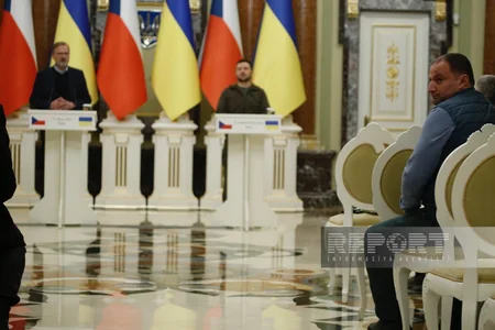 Çexiyanın Baş naziri Ukraynada baş verənləri “əsrin faciəsi” adlandırıb
