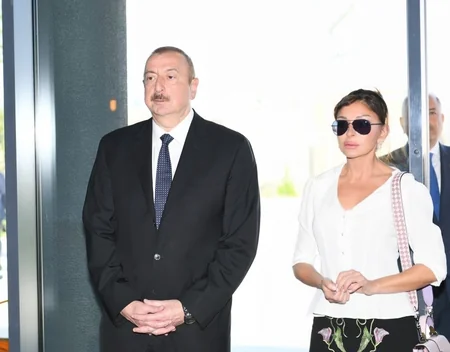 President Ilham Aliyev attends opening of garden outside Tazapir mosque and Central Park built along Fuzuli street