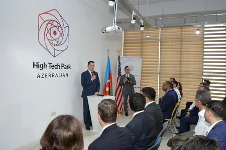 Yüksək Texnologiyalar Parkında startapçıların ABŞ-ın müvəqqəti işlər vəkili ilə görüşü keçirilib