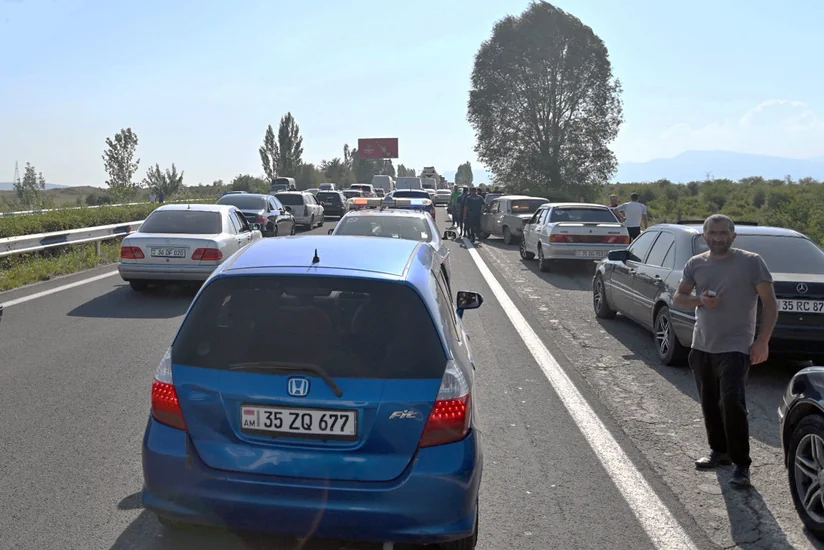 Ermənistanda kəndlilər etiraz aksiyası keçirib