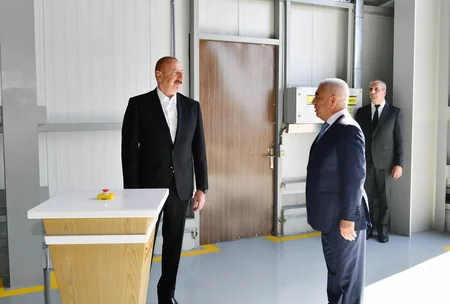 İlham Əliyev “Şimal” Elektrik Stansiyasının yeni estakadasının və su nasos stansiyalarının açılışında iştirak edib