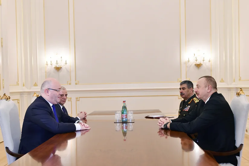 President Ilham Aliyev receives Georgian defence minister - UPDATED