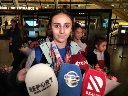 Azərbaycan millisinin gimnastı: “Dörd medalla qayıtdığım üçün çox sevincliyəm”