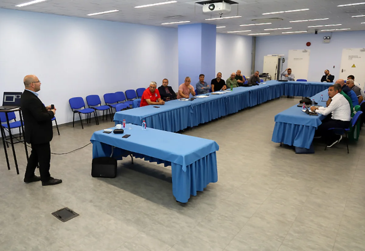 Hakim-inspektorlar üçün danışılmış oyunlarla bağlı seminar keçirilib