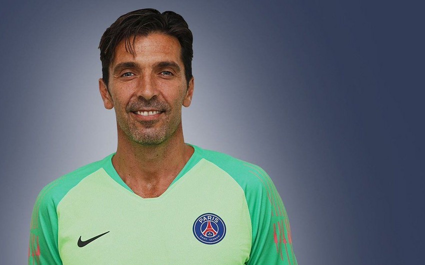 PSJ Buffon ilə müqavilə imzalayıb - VİDEO