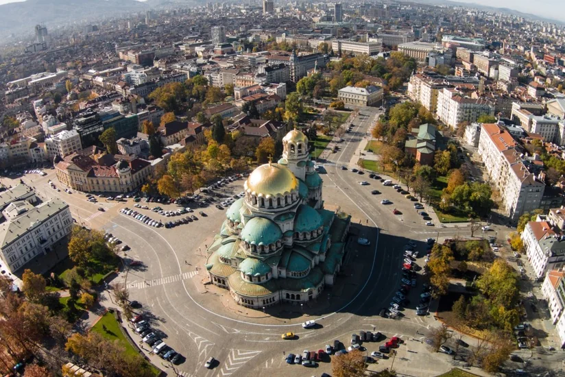 Болгария намерена привлечь инвестиции из Азербайджана