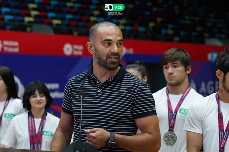 Fərid Qayıbov qitə və dünya çempionatlarında uğurla çıxış etmiş idmançılarla görüşüb