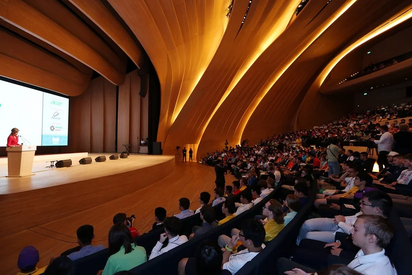 31-ci Beynəlxalq İnformatika Olimpiadasının bağlanış mərasimi keçirilib - FOTO