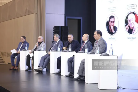 Azərbaycan dili və Ədəbiyyatı Forumunun ikinci günü başlayıb