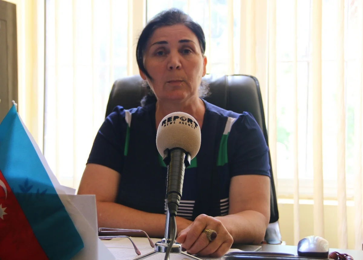 Məktəb direktoru: İki dəfə məhkumluq həyatı yaşayan müəllimin diplomu saxtadır