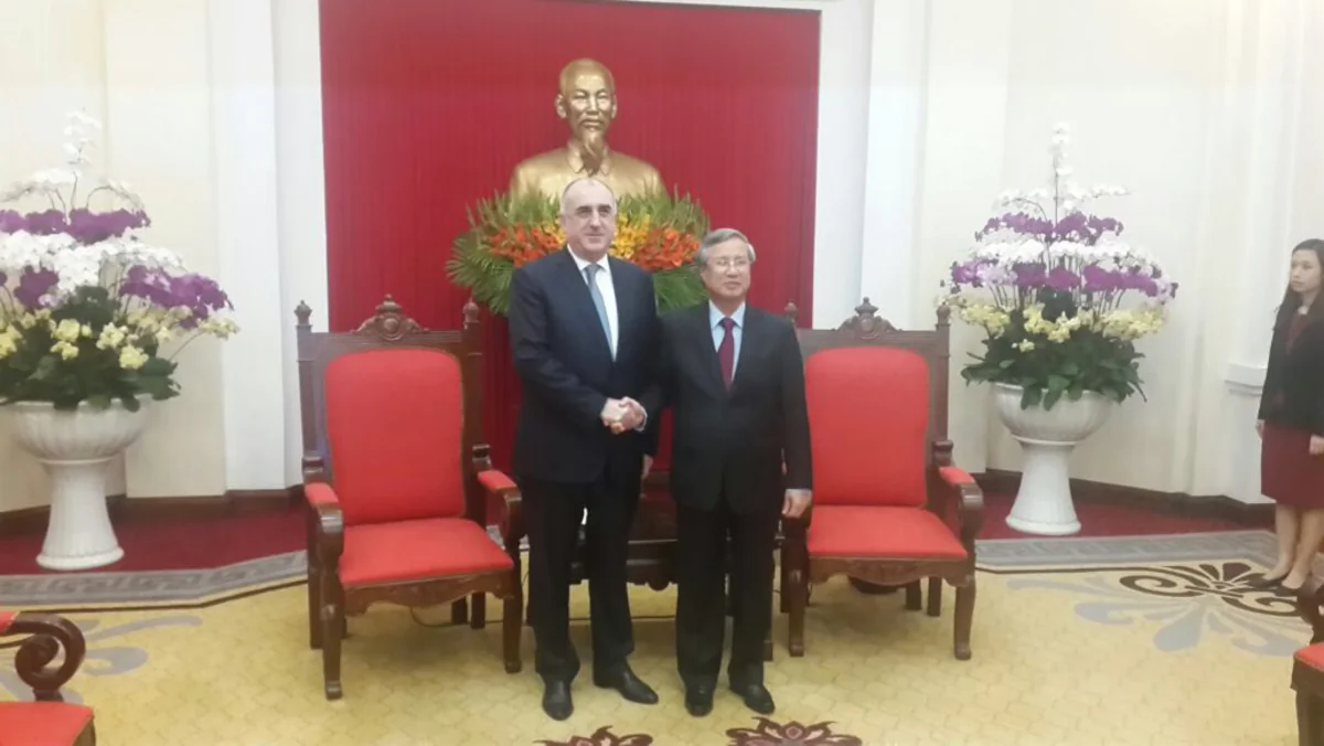 Elmar Mammadyarov meets with Vietnam's ruling party official