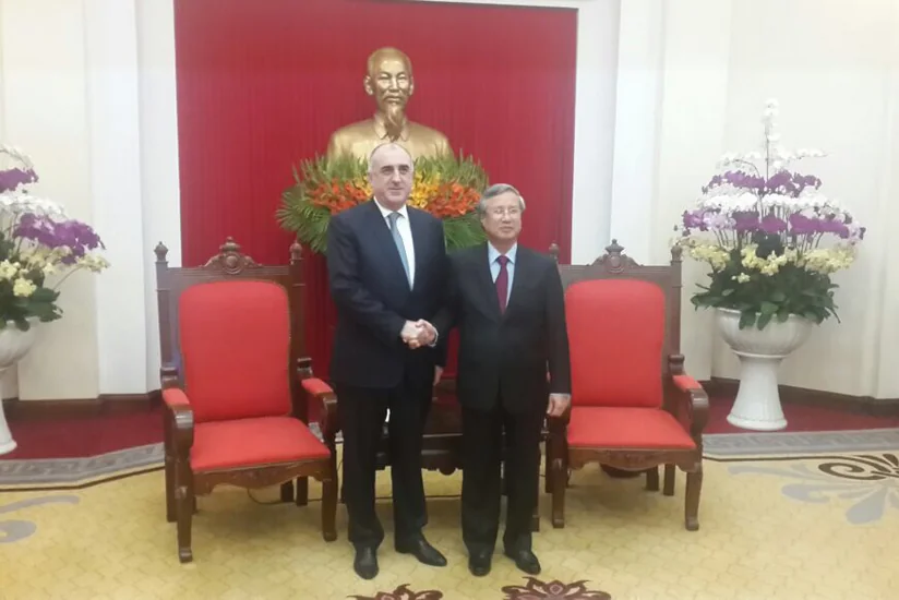 Elmar Məmmədyarov Vyetnamın hakim partiyasının rəsmisi ilə görüşüb