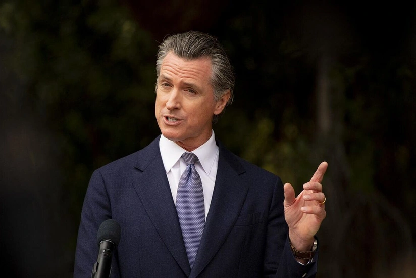 Kaliforniya qubernatoru Trampın ştatda qoşun yerləşdirmək qərarına qarşı çıxıb