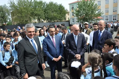 Biləsuvarda internat tipli məktəb-liseyin yeni binasının açılışı olub