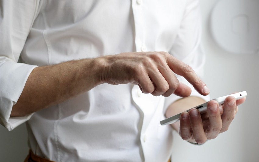 Azerbaijan-based mobile operators earn over half billion dollars in five months