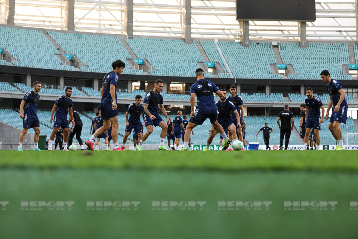 Qarabağ Bazellə oyundan əvvəl məşqə çıxıb