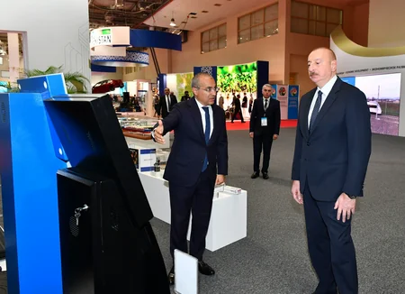 Prezident İlham Əliyev SPECA ölkələrinin sərgisinin açılışında iştirak edib - YENİLƏNİB