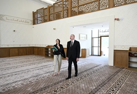 Президент и первая леди приняли участие в открытии мечети села Дашалты в Шуше