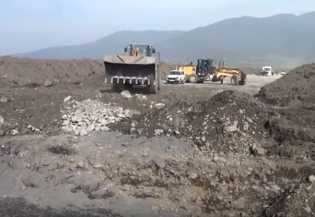 Qorağan-Qax-Zaqatala avtomobil yolu yenidən qurulur - FOTO