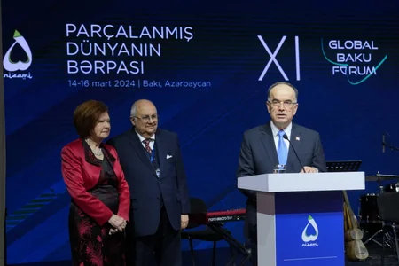 “Nizami Gəncəvi Beynəlxalq mükafatı”nın təqdimetmə mərasimi keçirilib