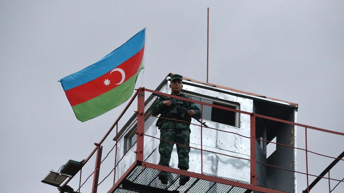 Son illərdə Azərbaycan sərhədçilərinin peşəkarlığının artırılması üçün görülən işlər açıqlanıb