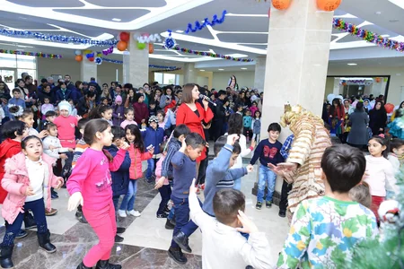 “Kimyaçı” Mədəniyyət Sarayında kimyaçıların övladları üçün Yeni il şənlikləri keçirilib