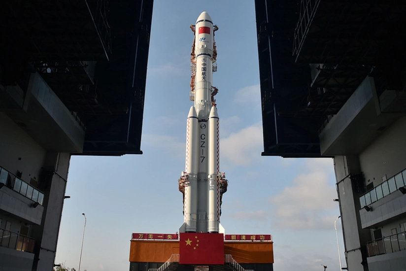 Çin raketi eksperimental rabitə peykini orbitə çıxarıb