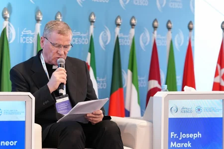 “Dinlərarası harmoniya: dinc birgəyaşayışın təşviqi” mövzusundakı beynəlxalq konfrans işini yekunlaşdırıb - YENİLƏNİB