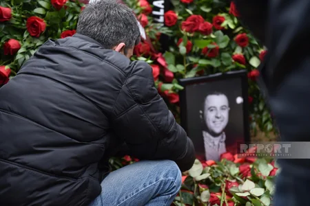 Aktyor Azər Baxşəliyev dəfn olunub - YENİLƏNİB-3