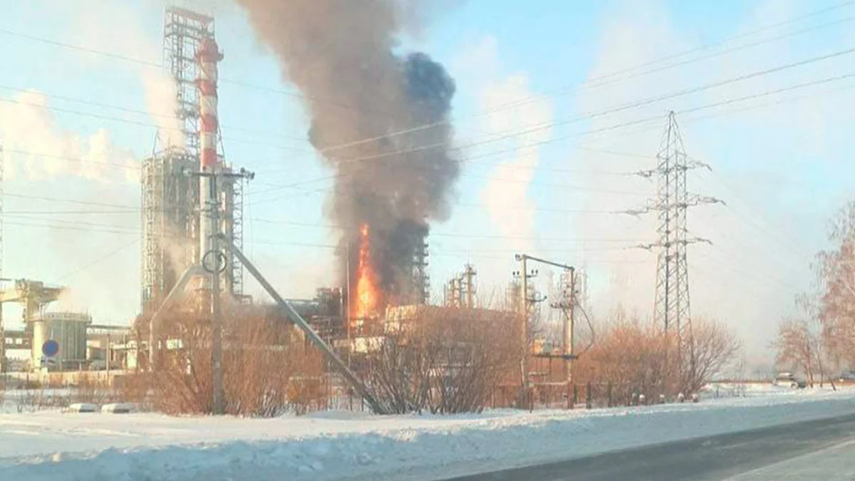 На НПЗ в Тюменской области произошел пожар