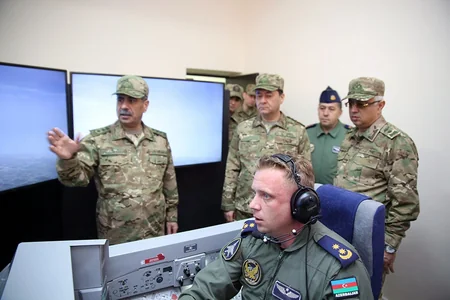 Zakir Hasanov takes part in the opening of the Air Force Training Center