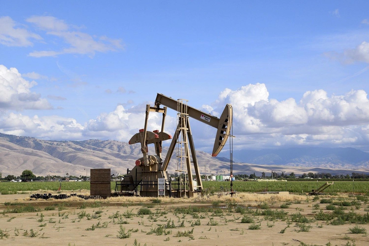 EIA reveals 2025 forecast for oil production in Azerbaijan