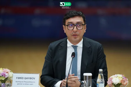Fərid Qayıbov qitə və dünya çempionatlarında uğurla çıxış etmiş idmançılarla görüşüb