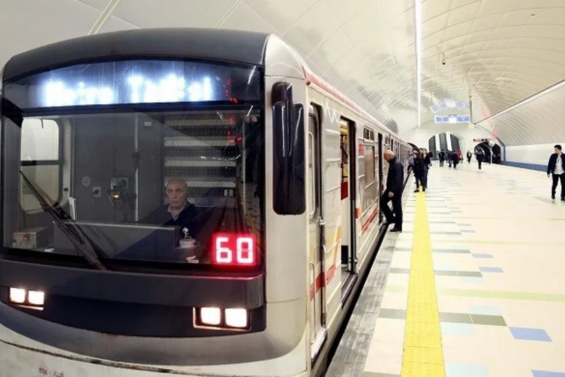 Tbilisidə metro və sərnişin avtobuslarının işləməsi qadağan olunur