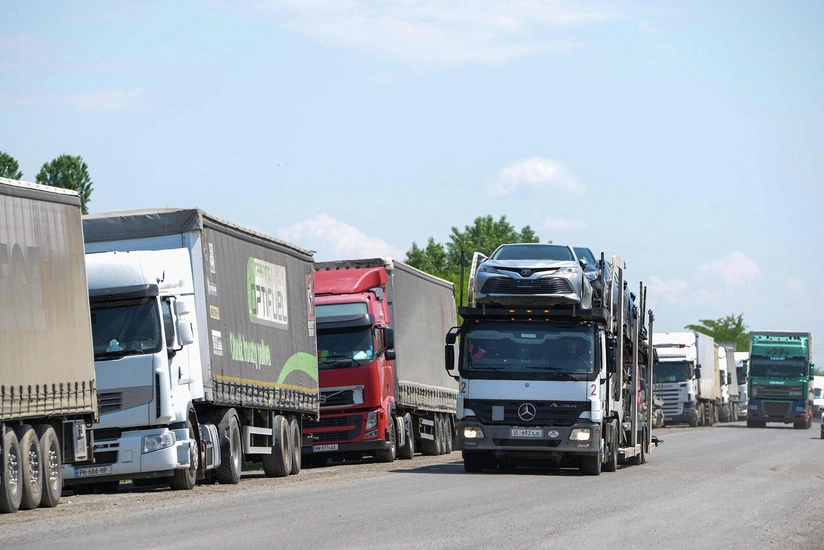 AYNA: Azərbaycan-Gürcüstan sərhədində 100 avtomobil gözləyir