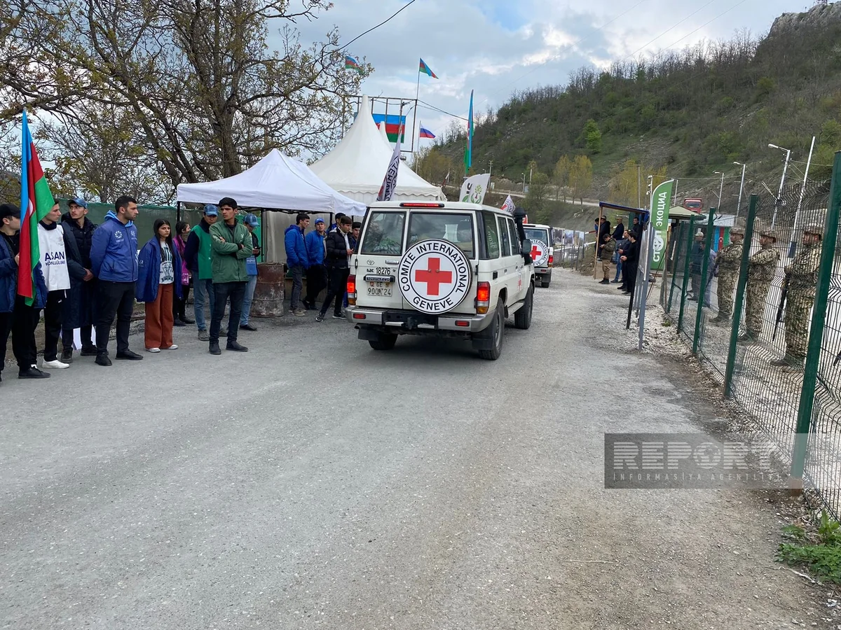 По дороге Ханкенди-Лачын беспрепятственно проехали автомобили МККК
