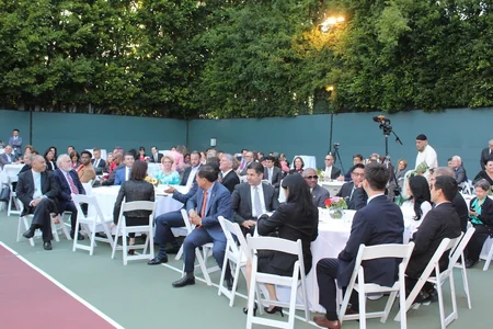Azərbaycan və Türkiyə Baş Konsulluqları Los-Ancelesdə ilk dəfə iftar süfrəsi açıb